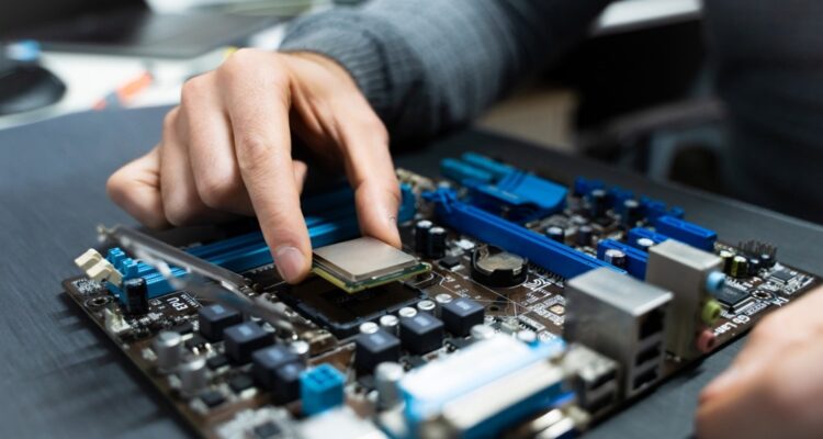 CPU ceramic processor scrap with gold pins for gold recovery